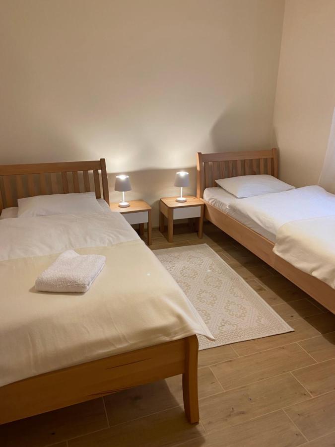 Перлина Лумшор Apartment Lumshory Exterior photo